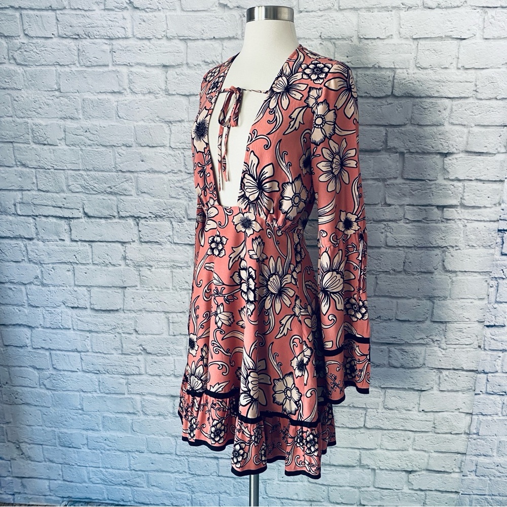 For Love & Lemons Ayla Dress Floral Pink Plunge Neckline Ruffle Boho Womens S